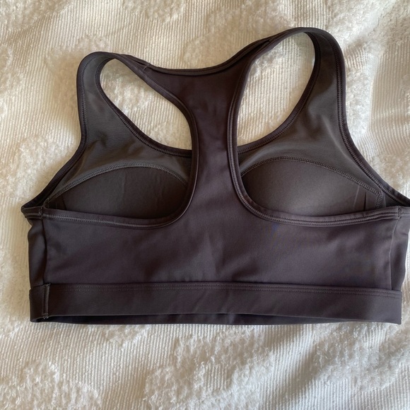 Nike Medium Support Padded Sports Bra size medium - Picture 3 of 4